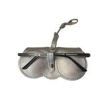 Cargar imagen en el visor de la galería, Funda lentes plata

