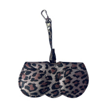 Cargar imagen en el visor de la galería, Funda para lentes animal print
